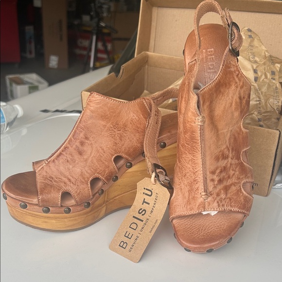 Bed Stu Shoes - Bed Stu Tan Leather Wood-Platform Wedge Sandals